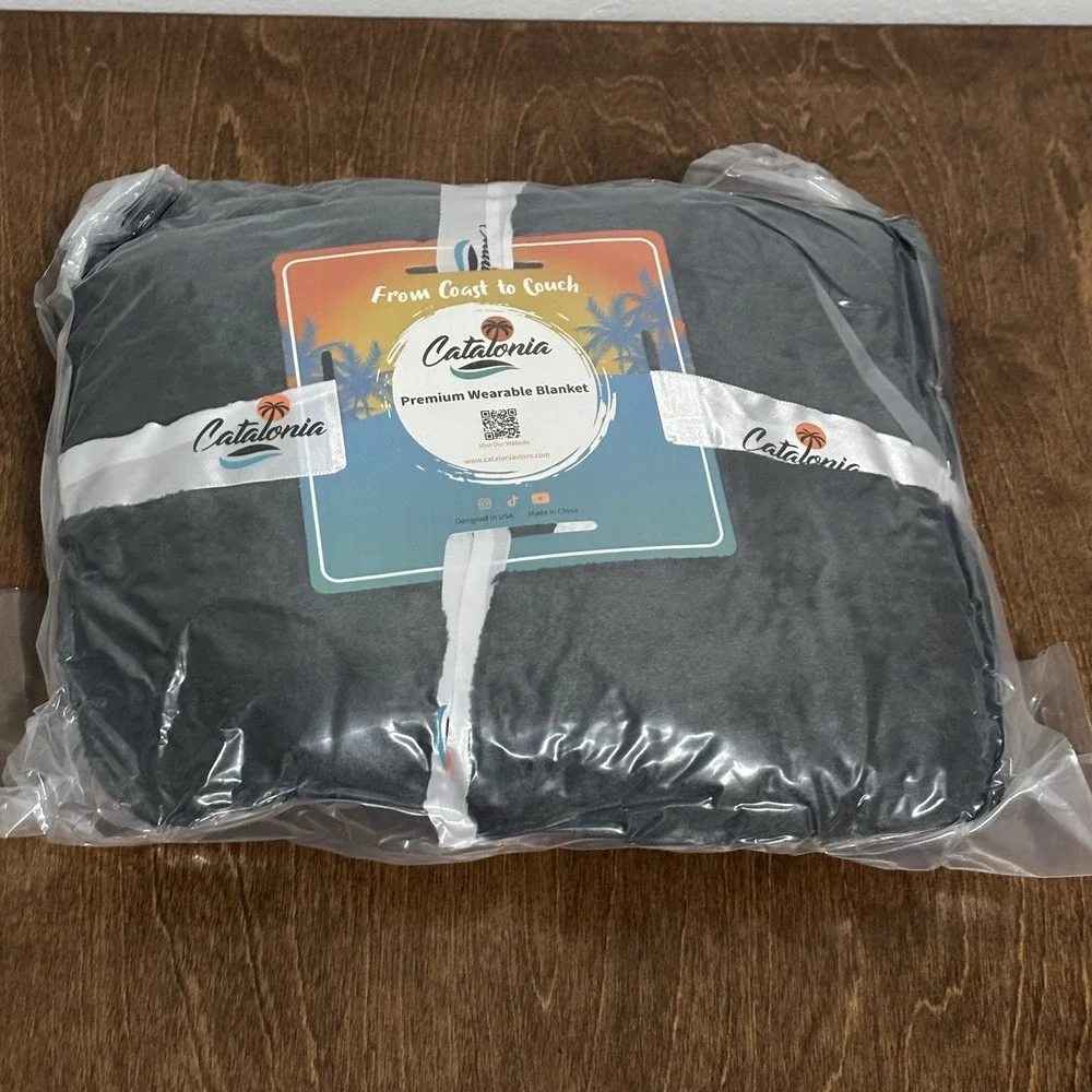 Catalonia Wearable Fleece Minkie Blanket Blue New